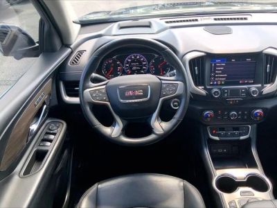 2022 GMC Terrain — detail view