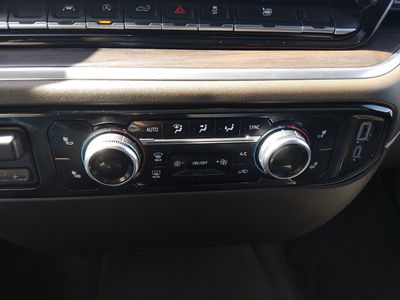 2025 GMC Sierra 1500 - Photo 19