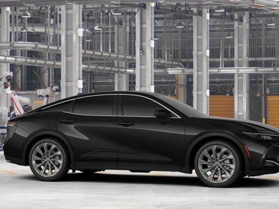 2026 Toyota Crown - Photo 13