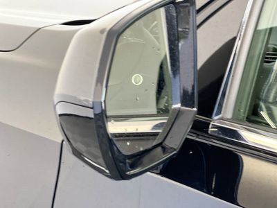2024 Chevrolet Tahoe - Photo 10