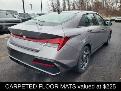 2025 Hyundai Elantra Hybrid Limited - Photo 4