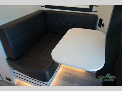 2025 Pleasure-Way Plateau - Photo 29