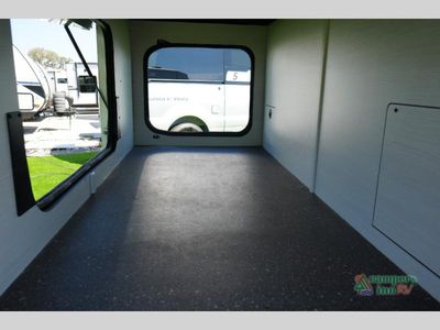 2025 Pleasure-Way Plateau - Photo 11