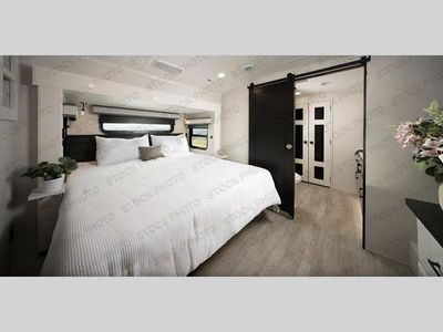 2026 Jayco Pinnacle - Photo 5