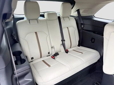 2026 Mazda CX-90 — photo 22 view