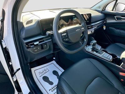 2026 Kia Sportage — photo 9 view