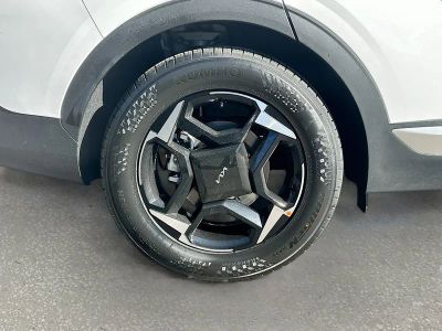 2026 Kia Sportage — photo 30 view