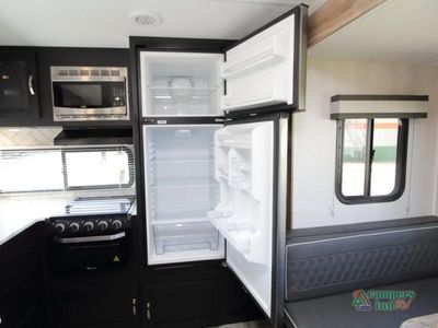 2023 Coachmen RV Freedom Express Ultra Lite - Photo 14