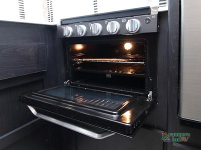 2023 Coachmen RV Freedom Express Ultra Lite - Photo 13