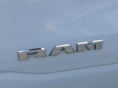 2025 Ram 1500 — photo 13 view