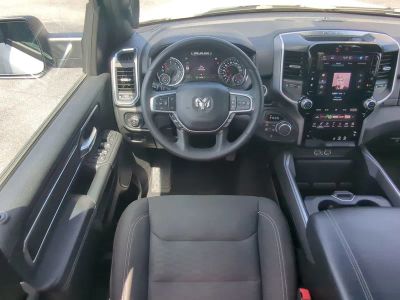 2025 Ram 1500 — photo 18 view