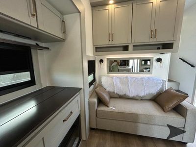 2026 Brinkley Model Z - Photo 18