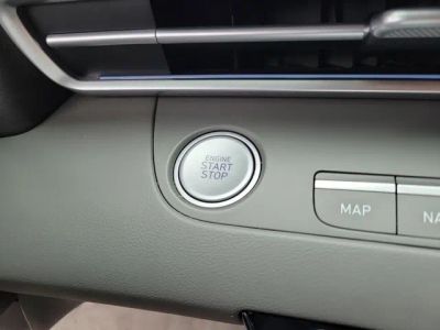 2024 Hyundai Elantra Hybrid — photo 25 view