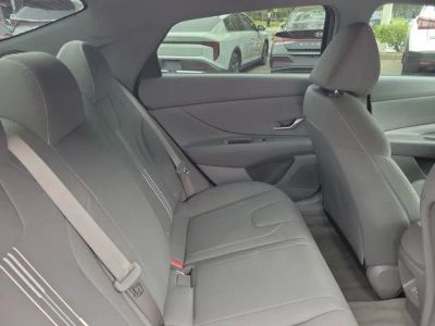 2024 Hyundai Elantra Hybrid — photo 32 view