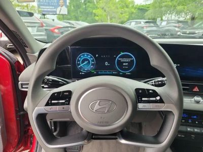 2024 Hyundai Elantra Hybrid — photo 18 view