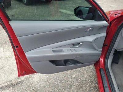 2024 Hyundai Elantra Hybrid — photo 10 view