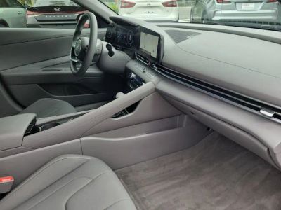 2024 Hyundai Elantra Hybrid — photo 34 view