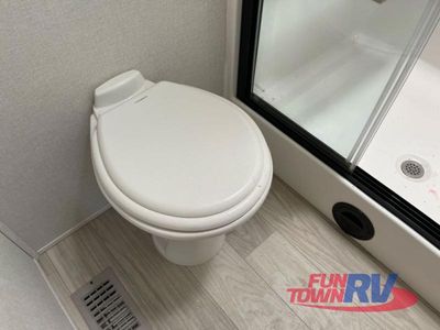 2025 Forest River RV Sandpiper - Photo 37