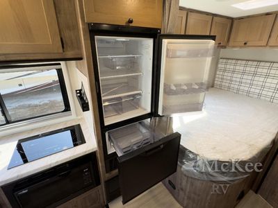 2024 Coachmen RV Prism - Photo 23