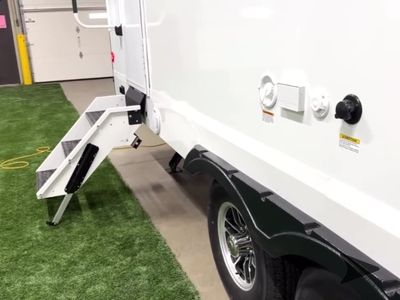 2026 Winnebago Thrive - Photo 6