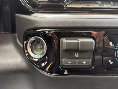 2026 Chevrolet Silverado 2500 HD — photo 14 view