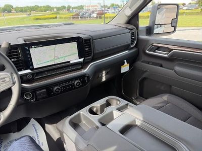 2026 Chevrolet Silverado 2500 HD — photo 21 view