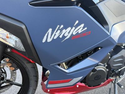 2026 Kawasaki Ninja 500 ABS Metallic Matte Twilight Blue - Photo 11