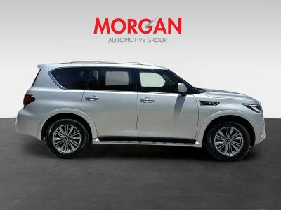 2022 INFINITI QX80 — photo 8 view