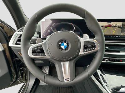 2026 BMW X7 — photo 8 view