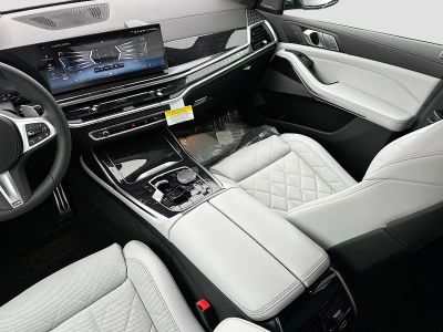 2026 BMW X7 — photo 18 view