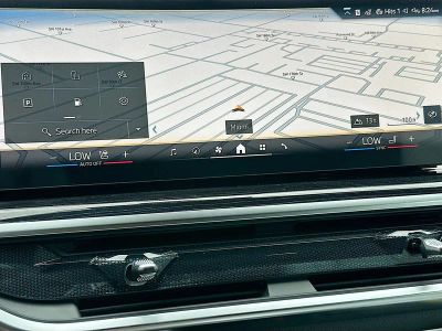 2026 BMW X7 — photo 10 view