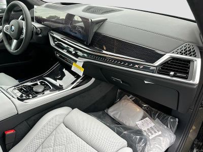2026 BMW X7 — photo 24 view