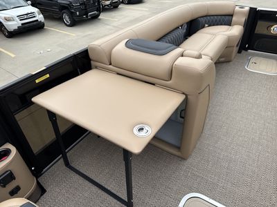 2026 Barletta Lusso L25UC - Photo 1