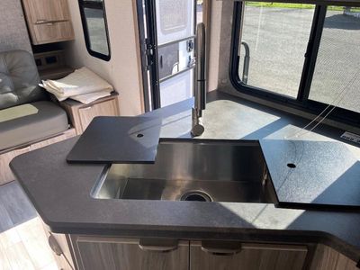 2022 Winnebago Minnie - Photo 12