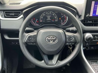 2023 Toyota RAV4 - Photo 17