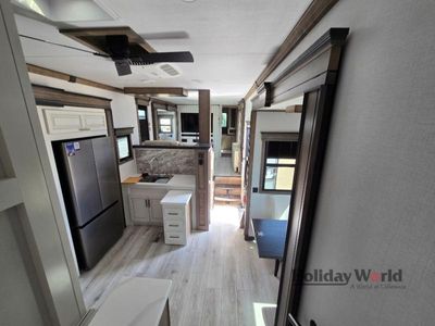 2025 Keystone Montana - Photo 7