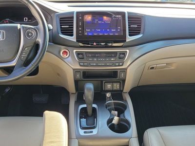 2017 Honda Pilot - Photo 20