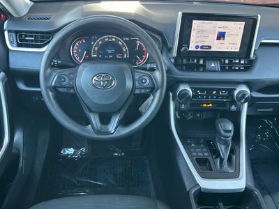 2024 Toyota RAV4 - Photo 15