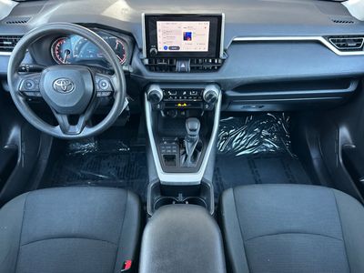 2024 Toyota RAV4 - Photo 3