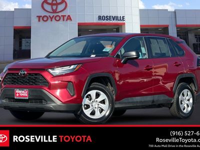2024 Toyota RAV4 - Photo 1