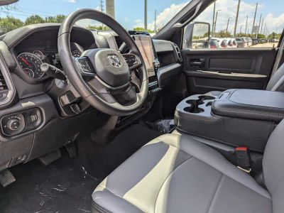 2025 Ram 2500 — photo 13 view