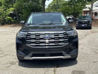 2026 Ford Explorer - Photo 2