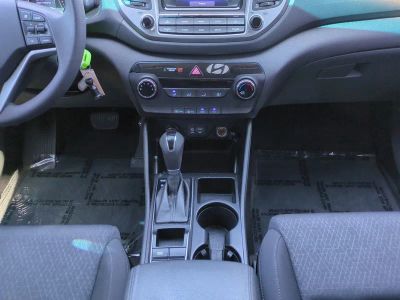 2017 Hyundai Tucson — photo 19 view