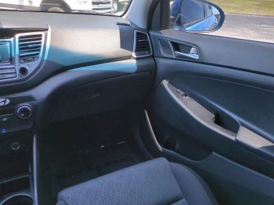 2017 Hyundai Tucson — photo 17 view