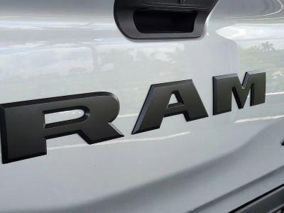 2026 Ram 1500 — photo 7 view