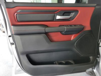 2026 Ram 1500 — photo 16 view
