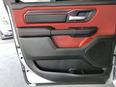 2026 Ram 1500 — photo 11 view