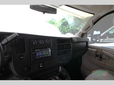 2018 Coachmen RV Freelander - Photo 31