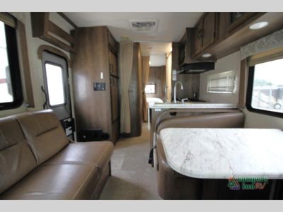 2018 Coachmen RV Freelander - Photo 14