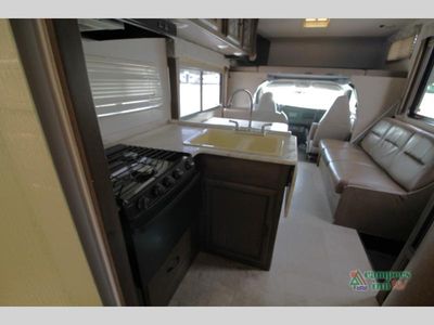 2018 Coachmen RV Freelander - Photo 18
